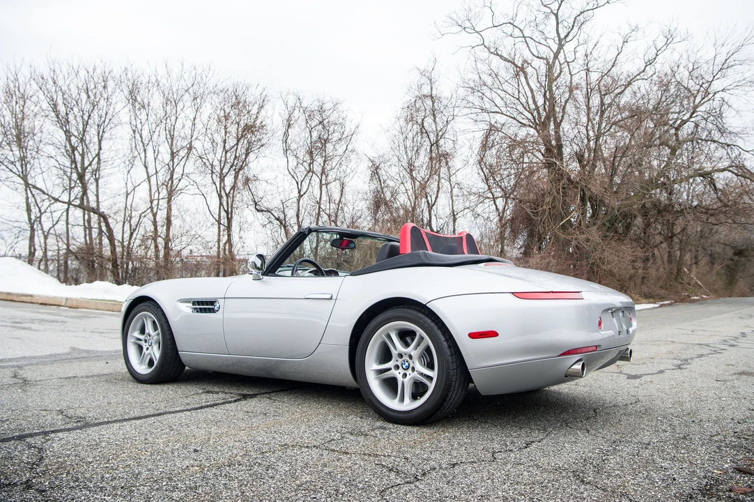 2002 BMW Z8 - Image 3 of 31