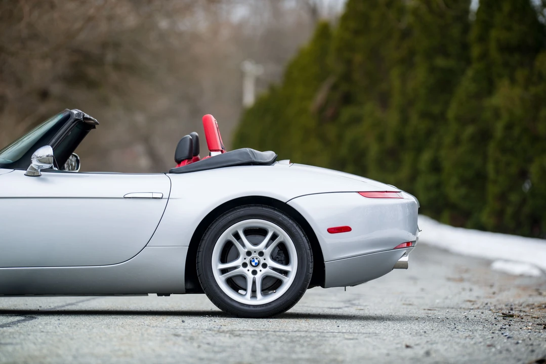 2002 BMW Z8 - Image 15 of 31