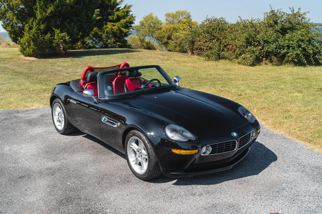 2002 BMW Z8 - Image 2 of 31