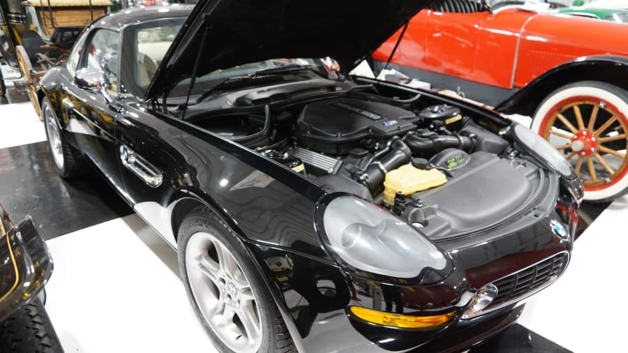 2002 BMW Z8 - Image 9 of 13