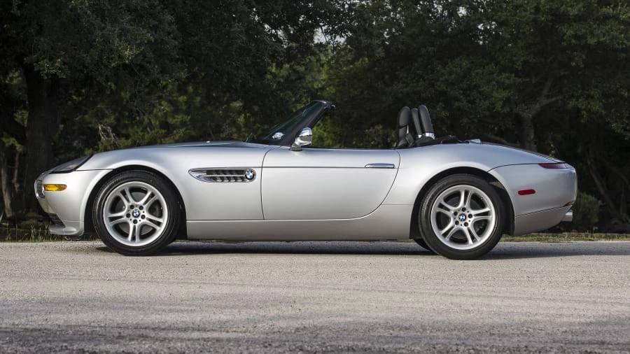 2002 BMW Z8 - Image 2 of 12