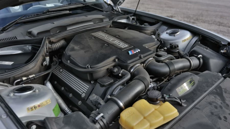 2002 BMW Z8 - Image 7 of 12