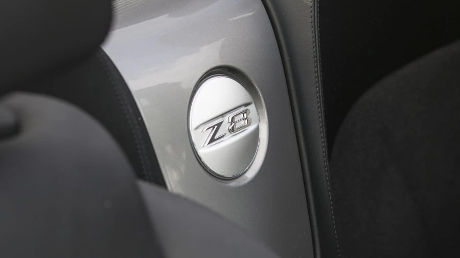 2002 BMW Z8 - Image 11 of 12