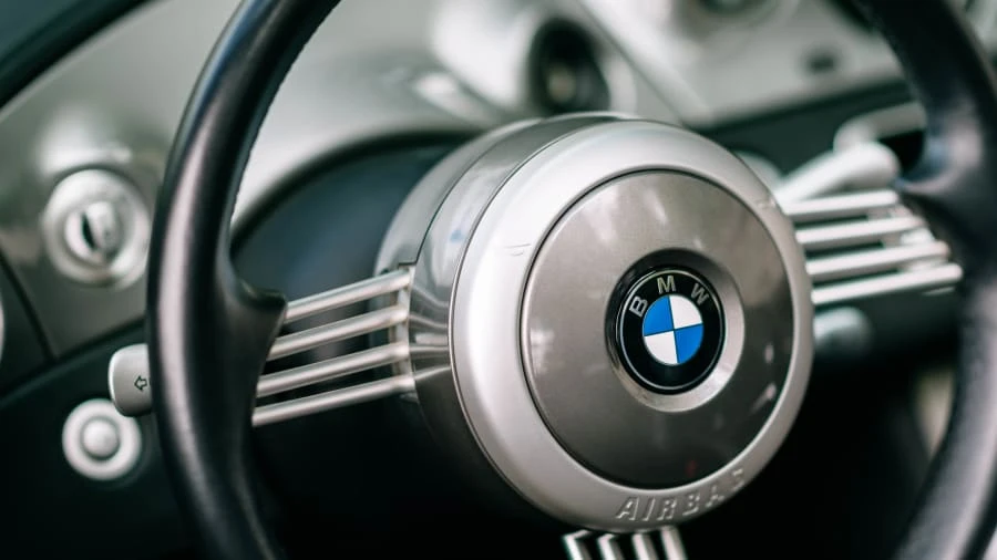 2002 BMW Z8 - Image 10 of 11