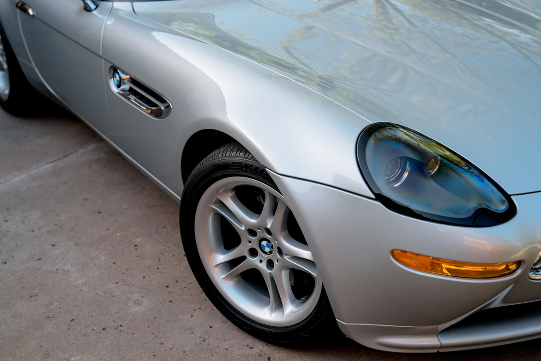 2002 BMW Z8 - Image 14 of 31
