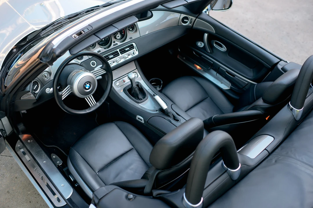 2002 BMW Z8 - Image 7 of 31