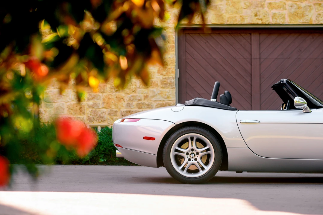 2002 BMW Z8 - Image 12 of 31