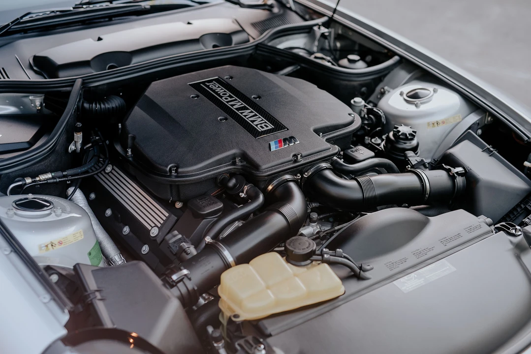 2002 BMW Z8 - Image 23 of 31