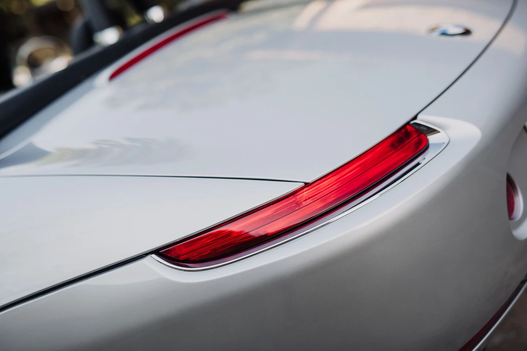 2002 BMW Z8 - Image 21 of 31