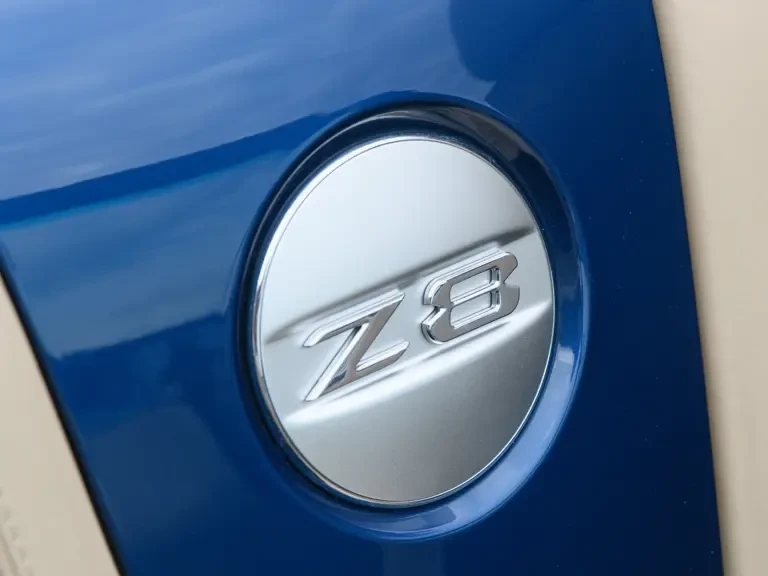 2002 BMW Z8 - Image 29 of 31