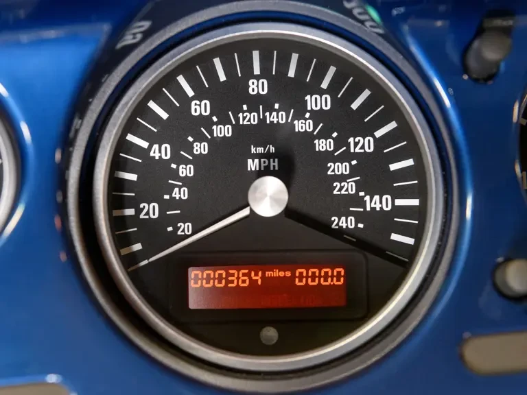 2002 BMW Z8 - Image 14 of 31