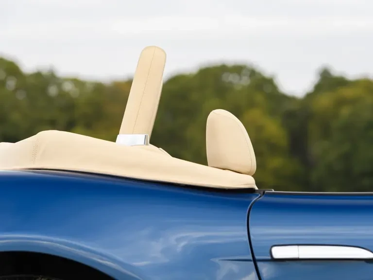 2002 BMW Z8 - Image 27 of 31