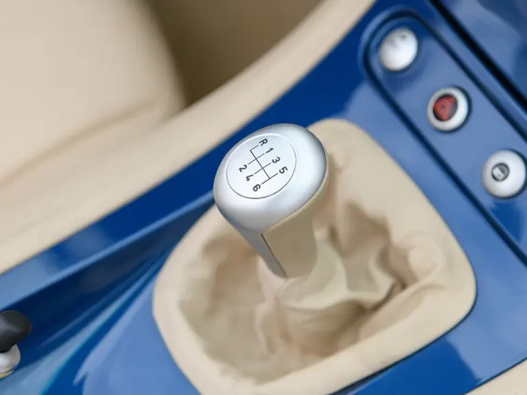 2002 BMW Z8 - Image 17 of 31