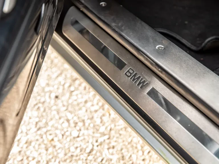 2002 BMW Z8 - Image 24 of 31