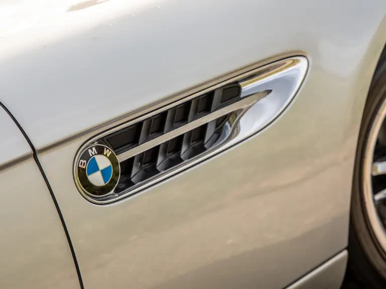 2002 BMW Z8 - Image 8 of 31