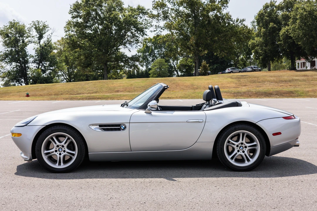 2002 BMW Z8 - Image 7 of 31
