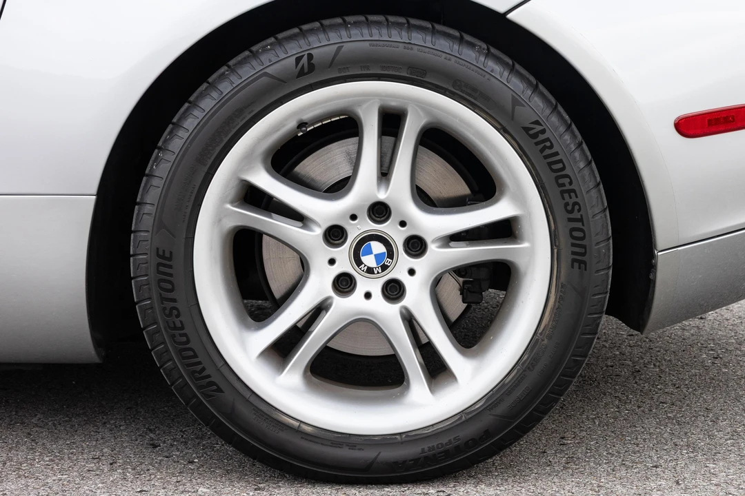 2002 BMW Z8 - Image 26 of 31