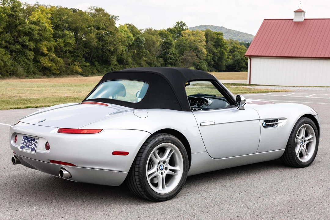 2002 BMW Z8 - Image 4 of 31