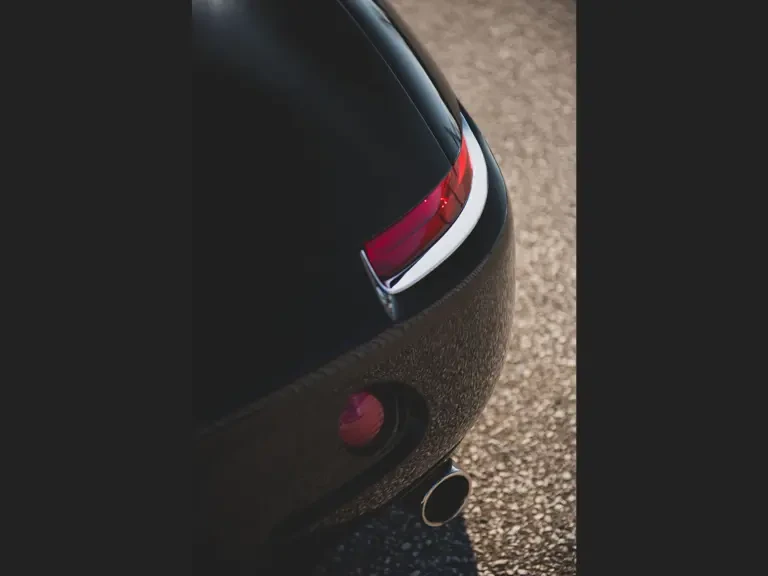2002 BMW Z8 - Image 13 of 31