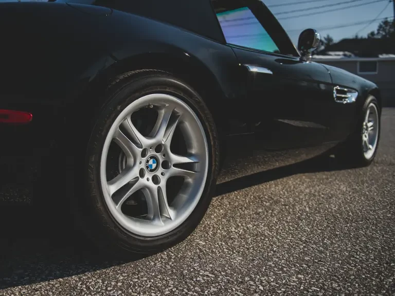 2002 BMW Z8 - Image 15 of 31