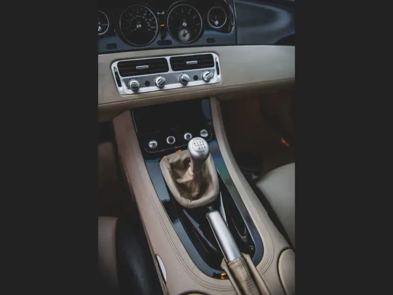 2002 BMW Z8 - Image 31 of 31