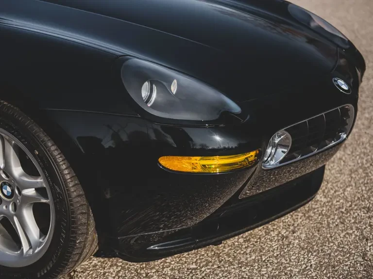 2002 BMW Z8 - Image 19 of 31