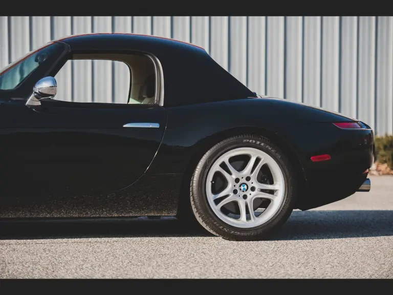 2002 BMW Z8 - Image 21 of 31