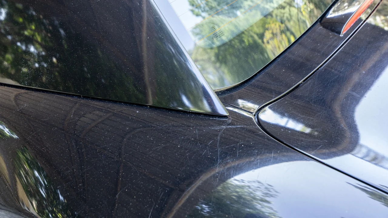 2002 BMW Z8 - Image 28 of 31