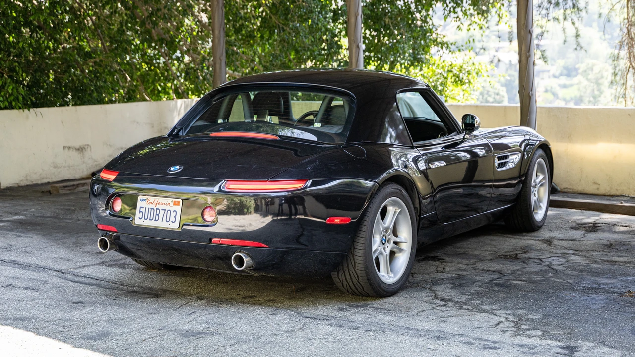 2002 BMW Z8 - Image 4 of 31