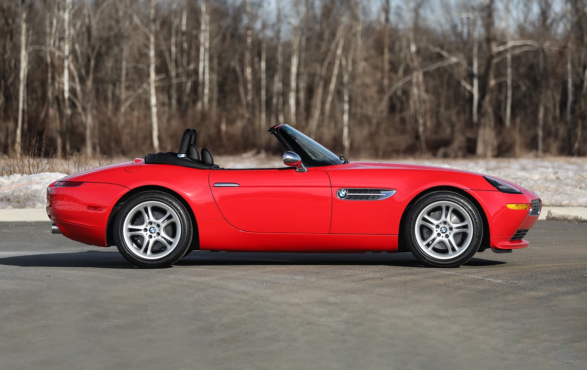 2002 BMW Z8 - Image 2 of 31