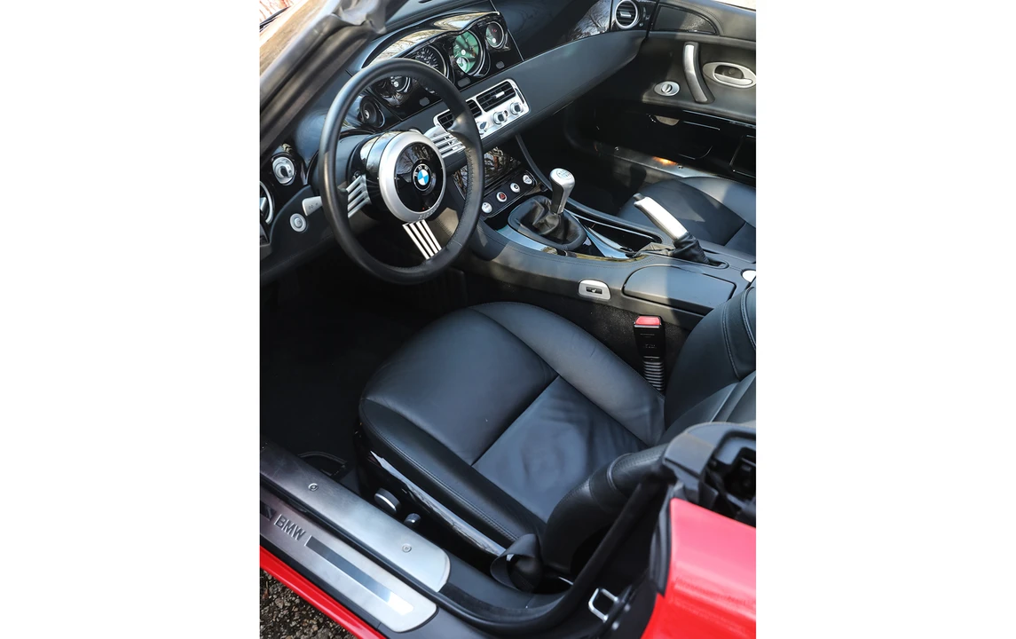 2002 BMW Z8 - Image 24 of 31