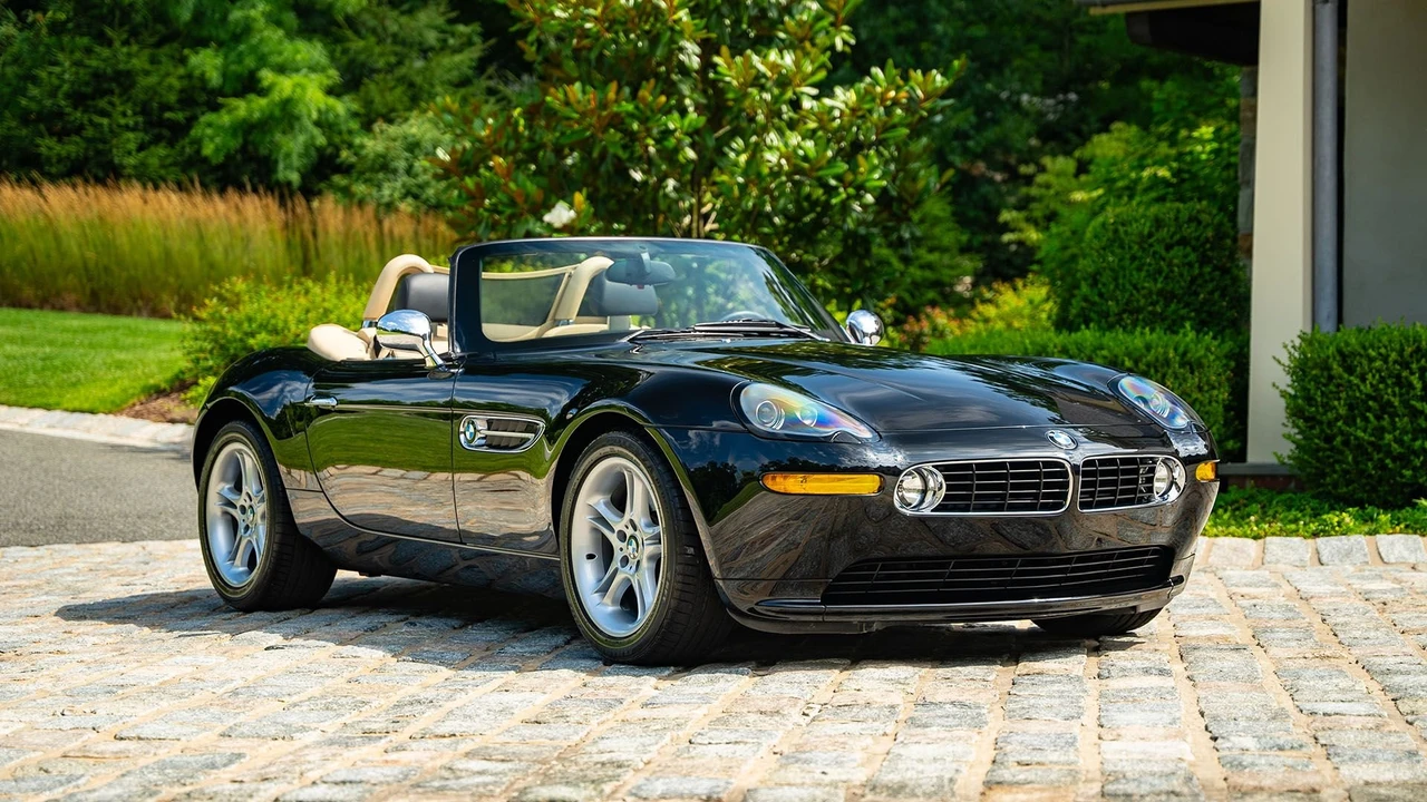 2002 BMW Z8 - Image 27 of 31