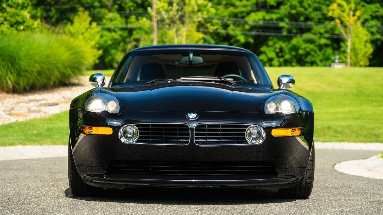 2002 BMW Z8 - Image 11 of 31