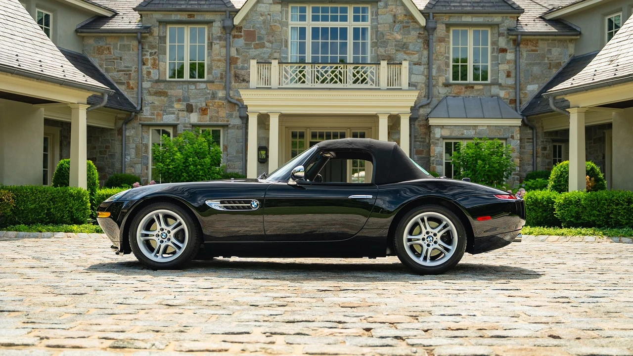 2002 BMW Z8 - Image 21 of 31