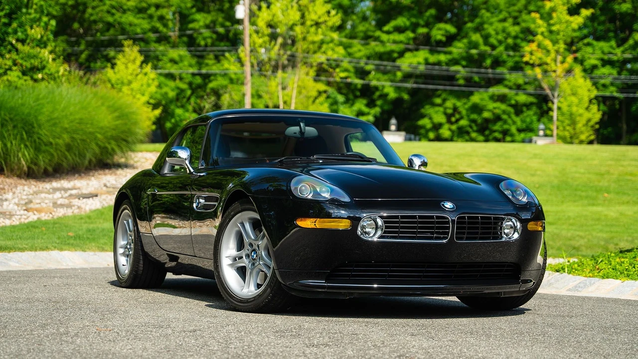 2002 BMW Z8 - Image 10 of 31