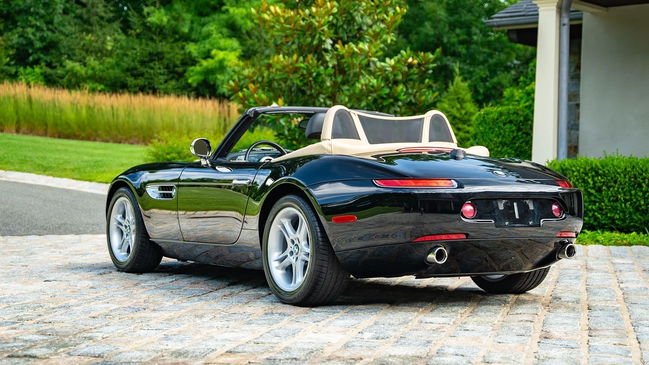 2002 BMW Z8 - Image 4 of 31