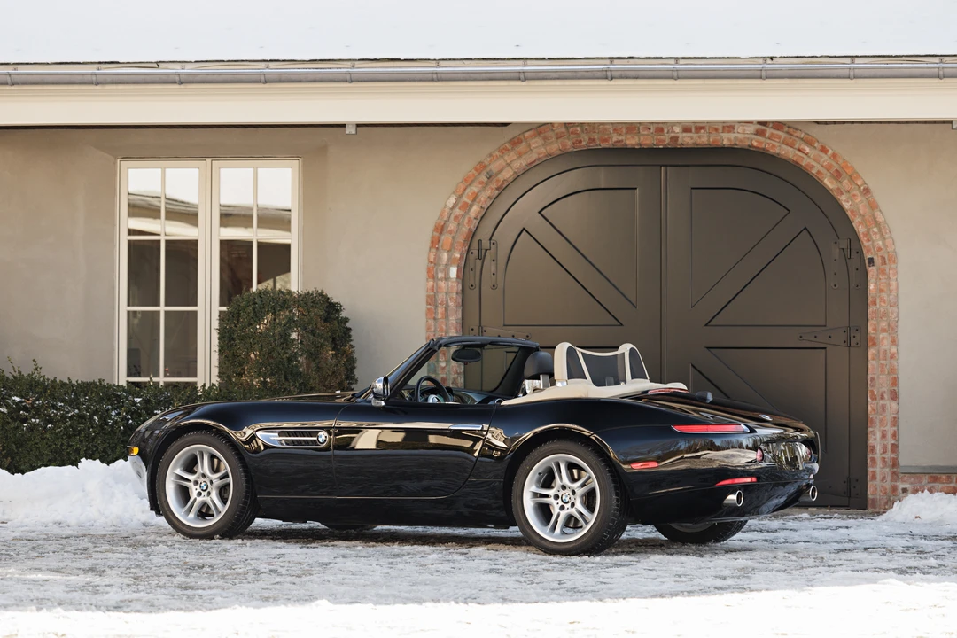 2002 BMW Z8 - Image 7 of 20