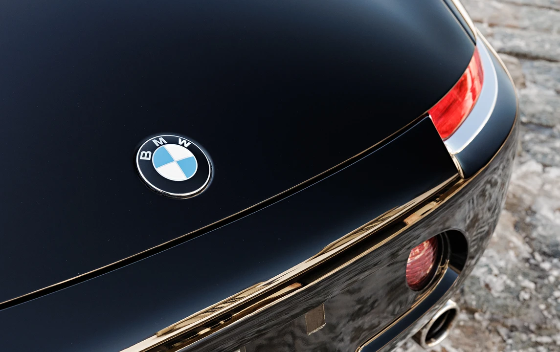 2002 BMW Z8 - Image 20 of 20