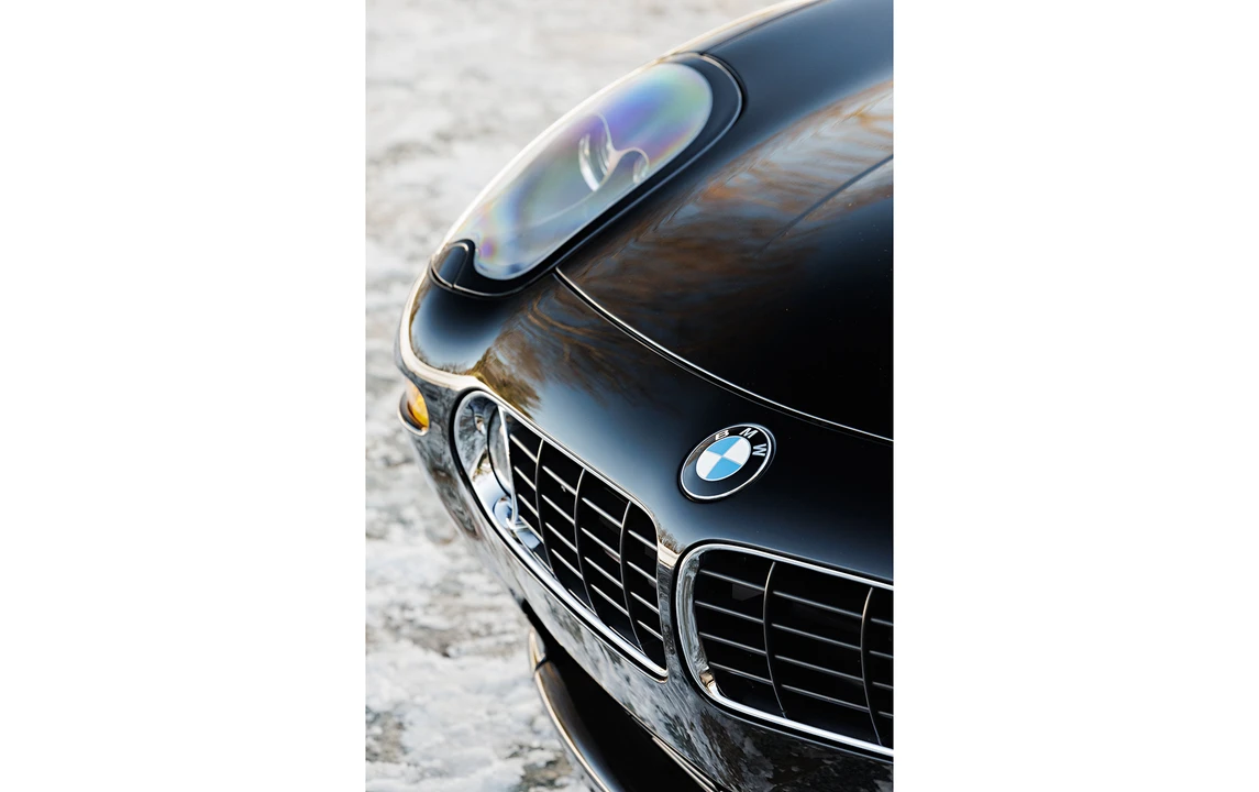 2002 BMW Z8 - Image 17 of 20