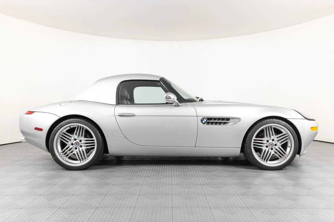 2002 BMW Z8 - Image 12 of 12