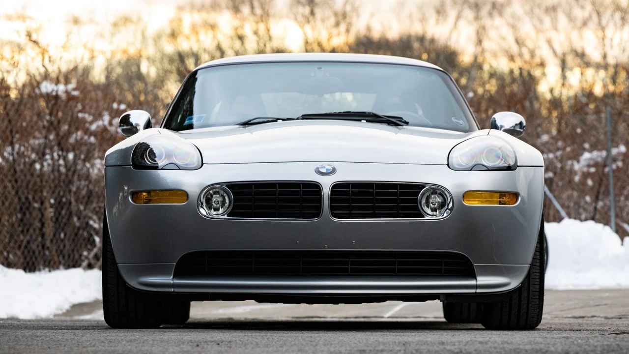 2002 BMW Z8 - Image 5 of 31
