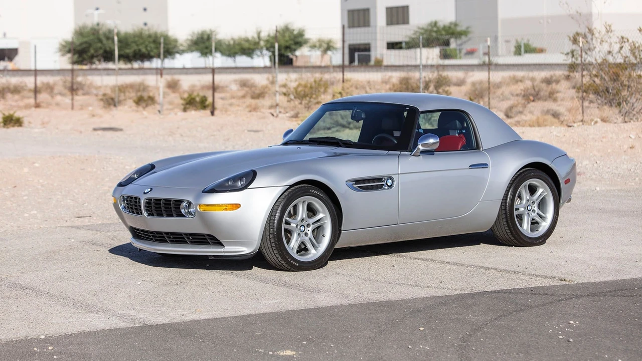 2002 BMW Z8 - Image 4 of 31