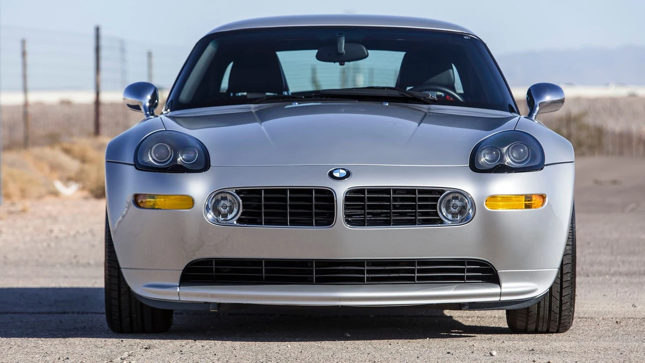 2002 BMW Z8 - Image 2 of 31