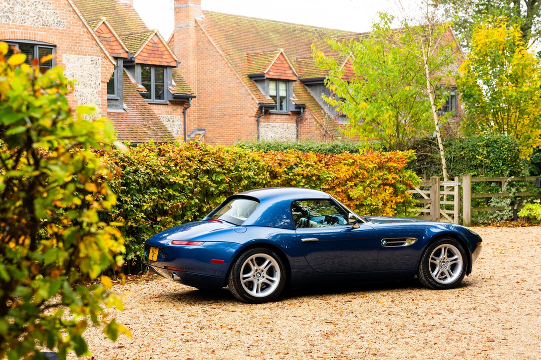 2002 BMW Z8 - Image 29 of 31