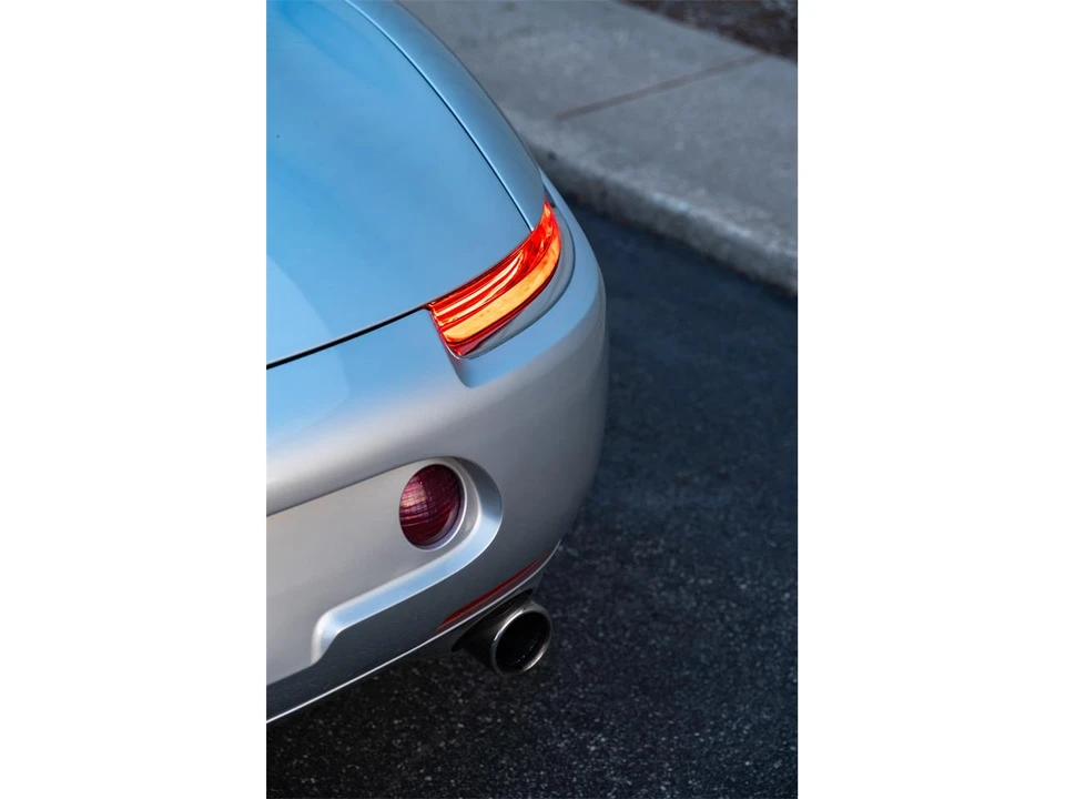 2002 BMW Z8 - Image 10 of 31