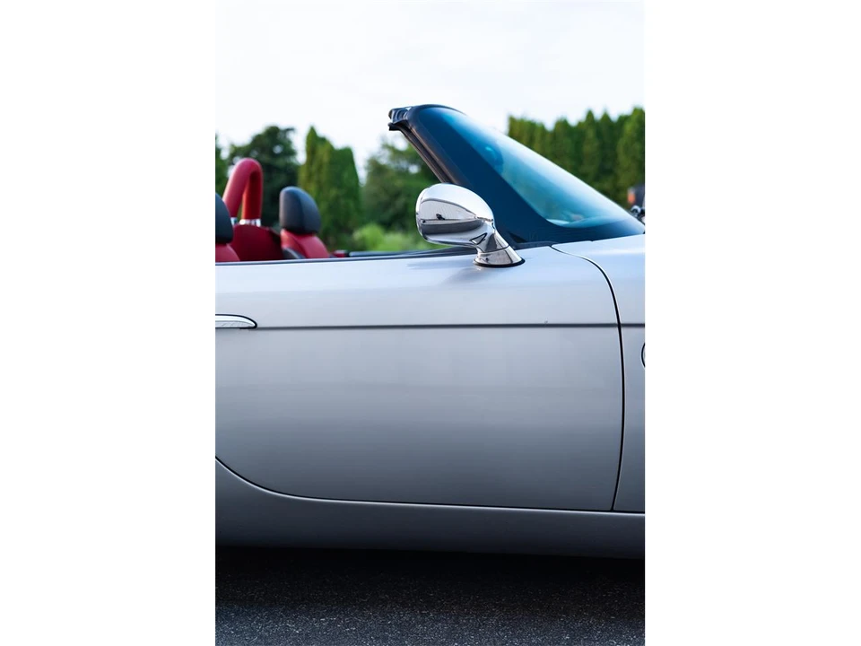 2002 BMW Z8 - Image 14 of 31