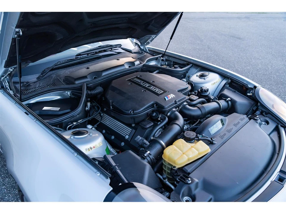 2002 BMW Z8 - Image 25 of 31