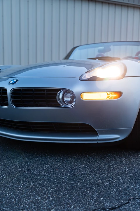 2002 BMW Z8 - Image 27 of 31