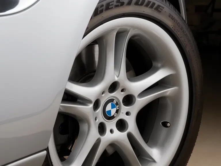 2002 BMW Z8 - Image 16 of 17