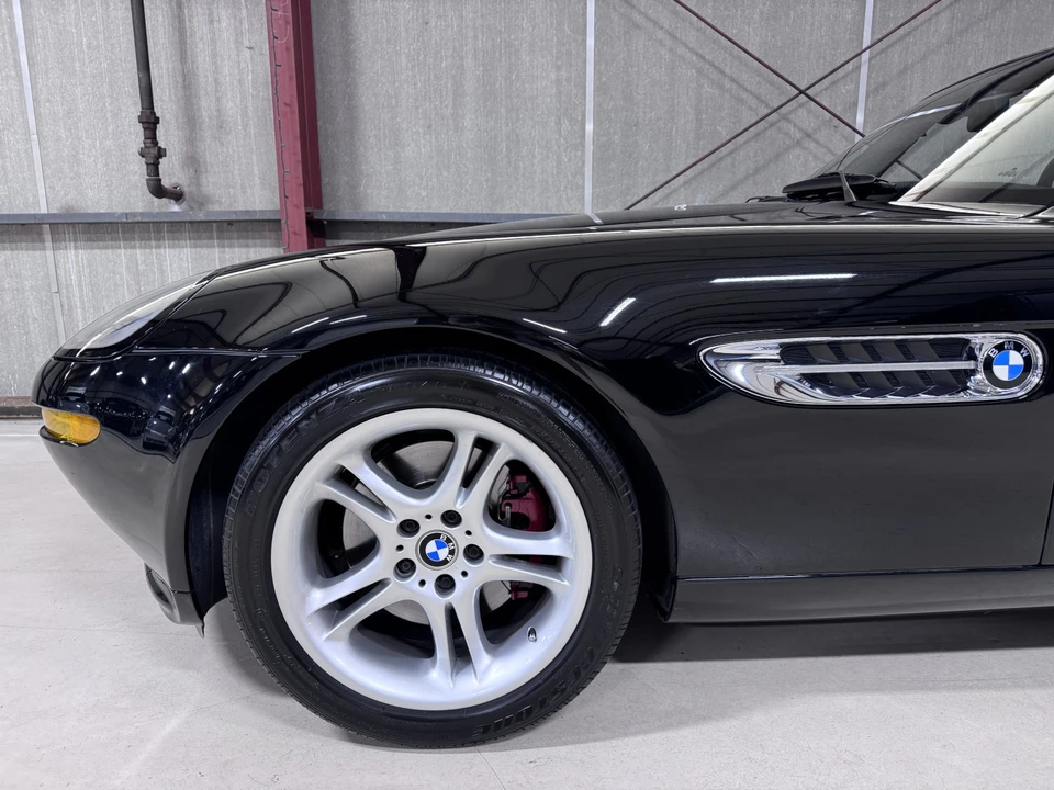 2002 BMW Z8 - Image 10 of 31